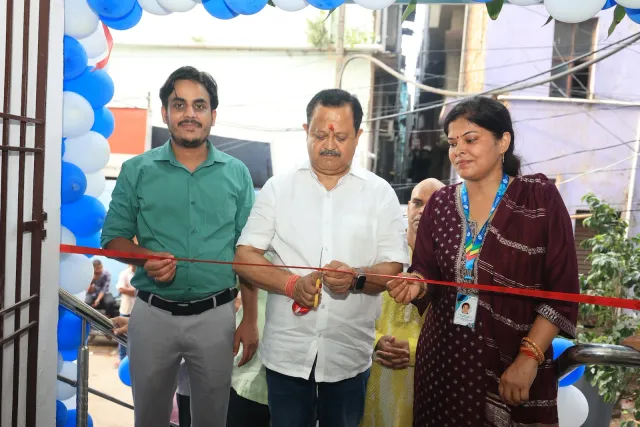 Guests come together for the ribbon-cutting ceremony. — Juran Chapra, Muzaffarpur