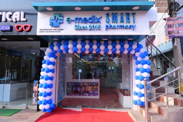 Balloon decorations give the storefront a festive welcome. — Gola Road
