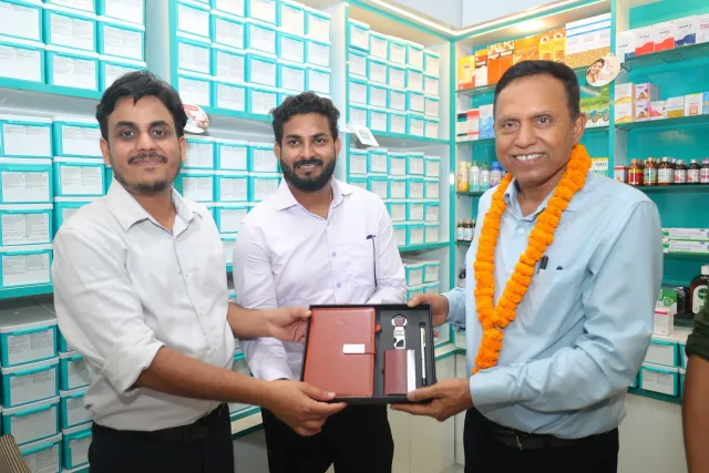 A commemorative presentation adds to the opening-day memories. — Kahalgaon, Bhagalpur