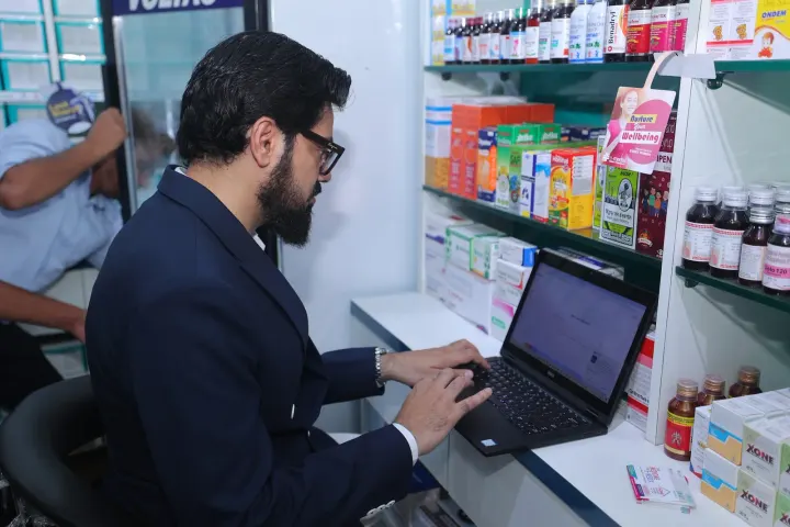 A working moment at the Sherghati pharmacy