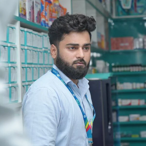 Shahid Ahmed, Finance at e-medix